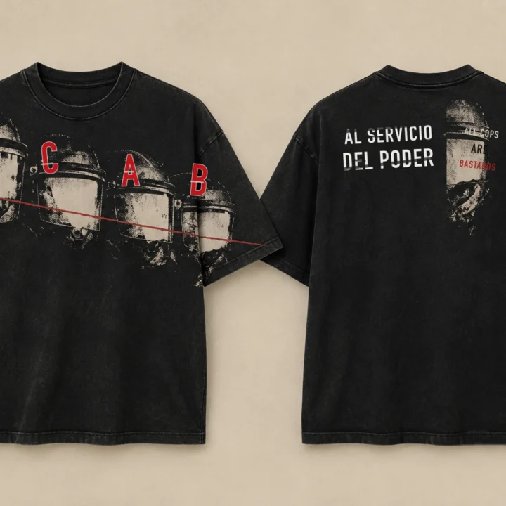Camiseta negra Al servicio del poder, vista delantera y trasera